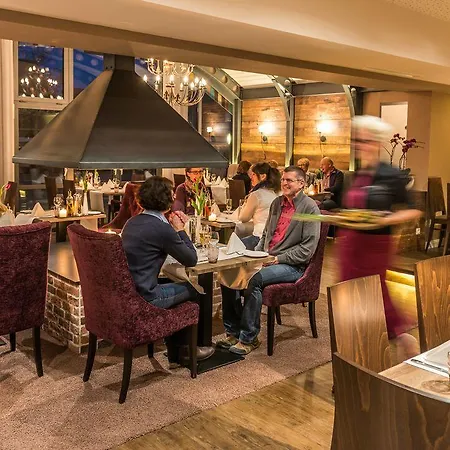 Stratmanns 3* Лоне