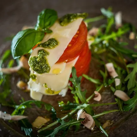 Отель Stratmanns