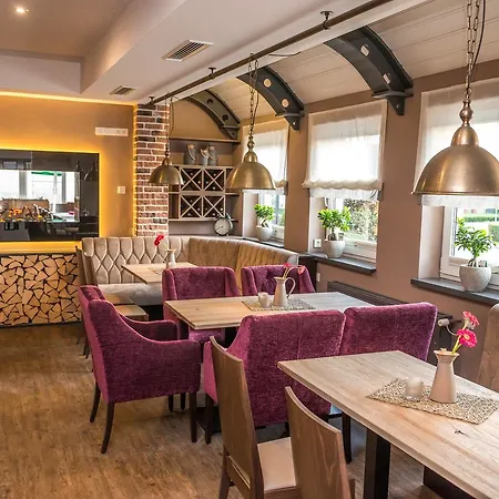 斯特拉特曼斯酒店 酒店 Löhne