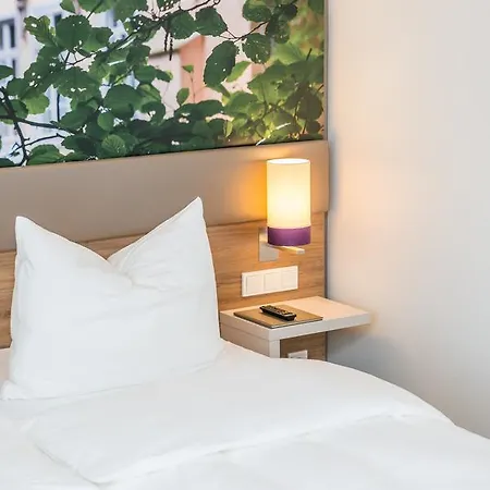 Отель Stratmanns